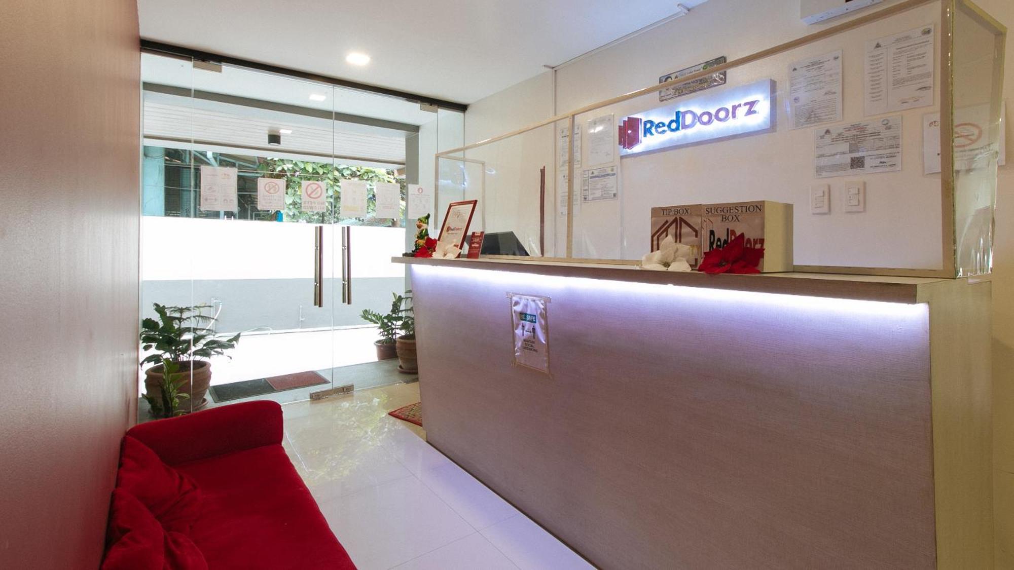 Reddoorz Near Fernwoods Garden Ciudad Quezon Exterior foto