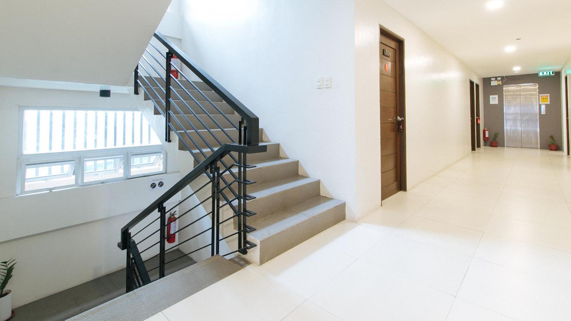 Reddoorz Near Fernwoods Garden Ciudad Quezon Exterior foto
